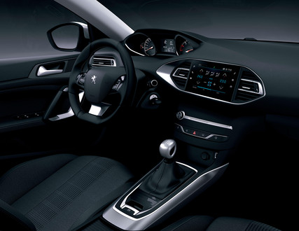 PEUGEOT i-COCKPIT, AZ ÚJRAGONDOLT VEZETÉSI ÉLMÉNY