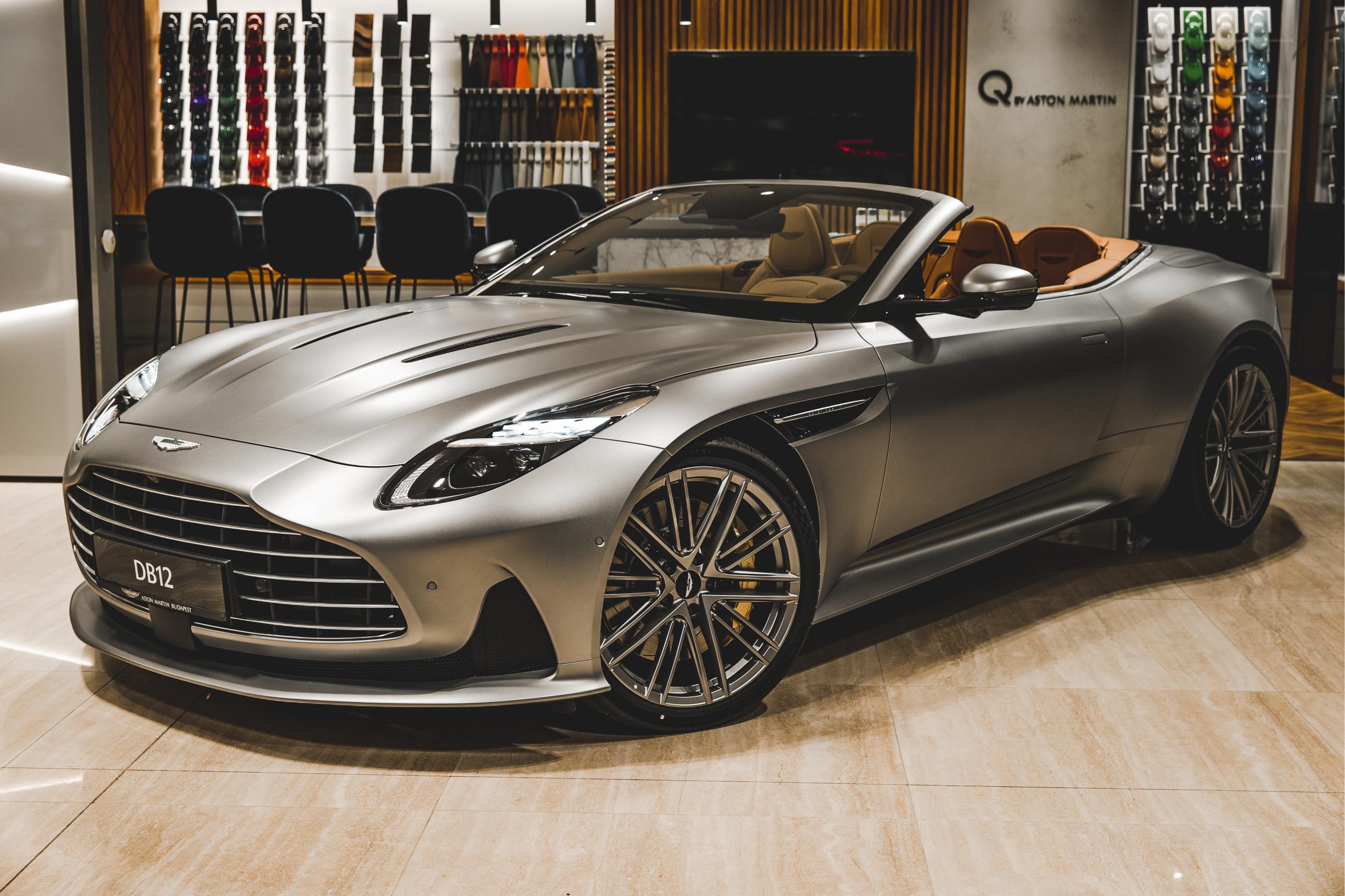 Aston Martin DB12 Volante 4.0 V8 