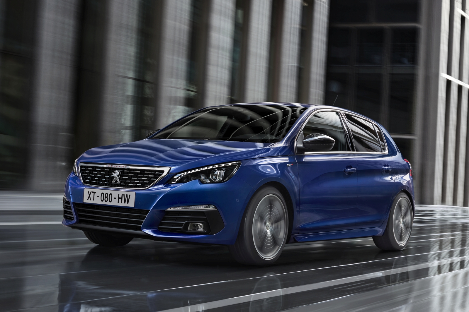 Új motorok és váltó a Peugeot 308-ban